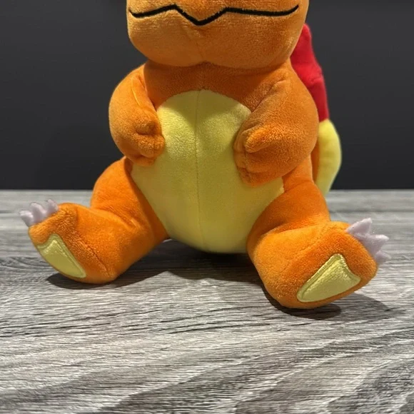 Pokémon | Charmander (2021) - Collectible 8” Stuffed Plush Toy - Picture 7 of 13